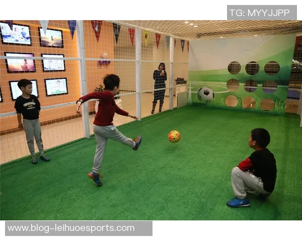 足球与保龄球的完美结合让你体验双重乐趣的全新运动盛宴